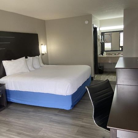 Days Inn By Wyndham Moss Point Pascagoula Ngoại thất bức ảnh