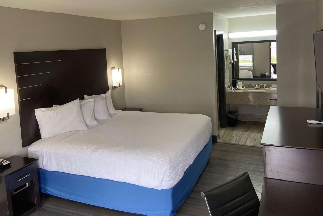 Days Inn By Wyndham Moss Point Pascagoula Ngoại thất bức ảnh