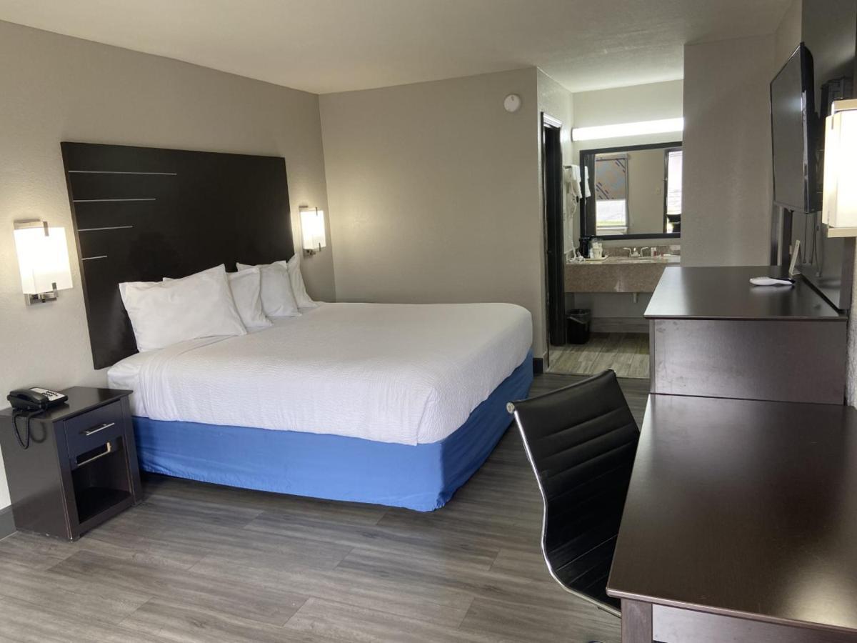 Days Inn By Wyndham Moss Point Pascagoula Ngoại thất bức ảnh
